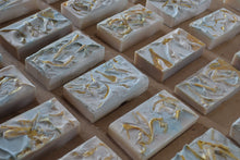 Load image into Gallery viewer, Abstract soaps white with light blue + 36 pcs
