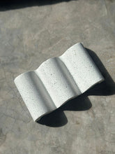 Load image into Gallery viewer, ZigZag soap dish
