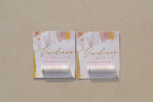 Load image into Gallery viewer, Cocoa butter lip balms + 10 pcs