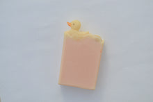 Load image into Gallery viewer, Soaps 🐥🦆 Pink Ducky Souvenirs + 10 pcs